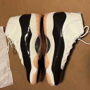 Jordan 11 Sz WMNS 12 MNS 10.5